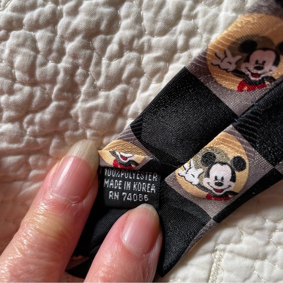 Checkered Mickey & Co. Mickey Mouse black and gold necktie - Picture 2 of 4